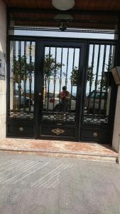 Fachada o entrada de UNIQUE APT. W/POOL- ACROSS THE BEACH-WIFI-A/C