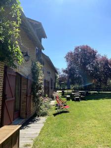 Foto dalla galleria di Propriété en Sologne avec étangs a Villemurlin Altre 18 foto