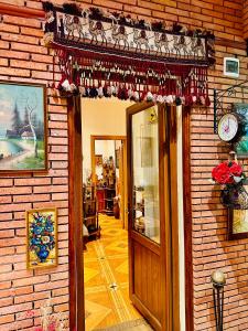 Fotografie z fotogalerie ubytování Hotel British House v destinaci Tbilisi City
