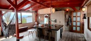 My Suite with views of Cali廚房或簡易廚房