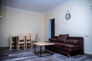 Posezení v ubytování Jean Chardin Dilijan
