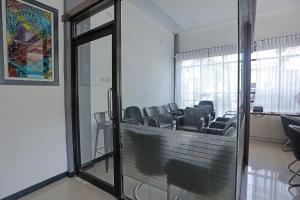 Super OYO Capital O 92096 Kuala Ulee Lheue Residence Syariah