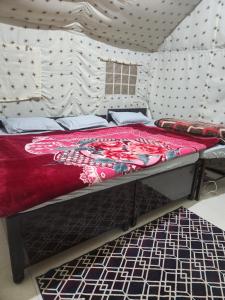 Postel nebo postele na pokoji v ubytování Kanaar Jungle View Resort