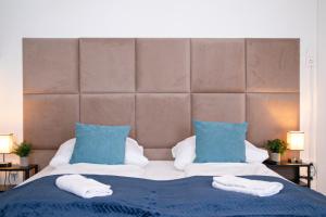 Cama ou camas em um quarto em Spacious 3BR shared Apt. Comfortable and Roomy