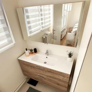 Koupelna v ubytování Gezellig appartement te Bredene