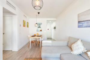 Posedenie v ubytovaní Nice Apartment Huelin