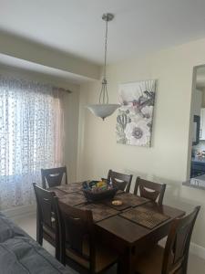 Χώρος καθιστικού στο Seamist villa @Oceanpointe Lucea comfy 2BR w/pool gym & parking