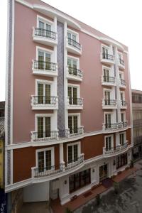 Budova, kde se hotel nachází