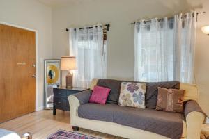 Imagen de la galería de Downtown Oakland Studio, 6 Mi to Toll Plaza Beach!, en Oakland
