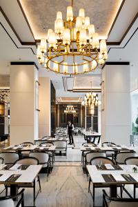 Restaurace v ubytování The Grand Mansion Menteng by The Crest Collection