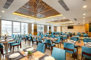 Restaurace v ubytování TGT BEACH HOTEL