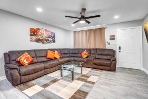 Family Reunion, Remodeled, King Beds, X-box, Desks