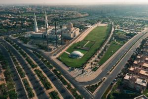 Fotografija v galeriji nastanitve Family 2bhk - AIR MALL - BGhomes v mestu Badr
