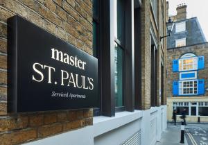 Certifikát, hodnocení, plakát nebo jiný dokument vystavený v ubytování master St. Paul's