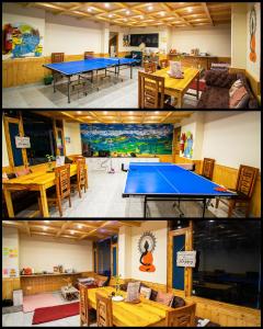 dos fotos de una mesa de ping pong en una habitación en The Forest Pinnacle & Café, Manali, en Manali