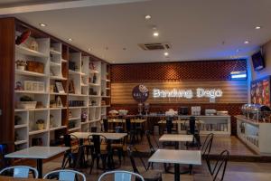 Predel za sedenje v nastanitvi Kalya Hotel Bandung Dago