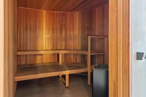 Foto dalla galleria di Zi apartments - with Balcony, Bayview, Sauna and Pool a Melbourne