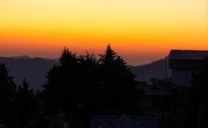 Photo de la galerie de l'établissement The Tahoma Stays- Mukteshwar, à Mukteswar