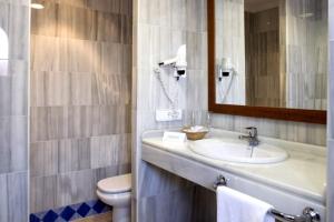 Fotografia z galérie ubytovania Apartamentos Doña Lola Zahara v destinácii Zahara de los Atunes