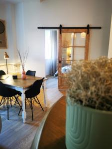 Istumisnurk majutusasutuses Apartment Relić