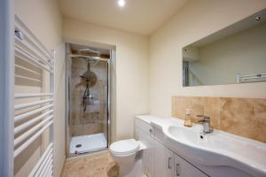 Bilik mandi di Eastgate Hideaway