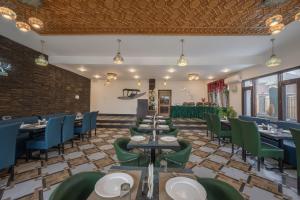 Restoran ili drugo mesto za obedovanje u objektu Echor Kashmir Holidays Resort Srinagar