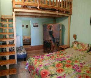 Ένα ή περισσότερα κρεβάτια σε δωμάτιο στο AGRITURISMO B&B BIO LA TANA DEL LELE +35 φωτογραφίες