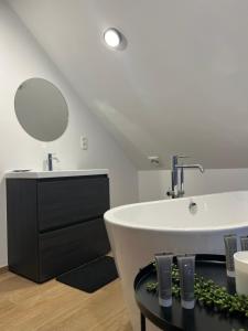 Ένα μπάνιο στο LCforyou +42 φωτογραφίες