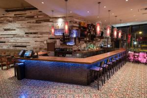 Hotel Maya酒廊或酒吧区