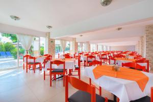 Restaurace v ubytování Lito Hotel