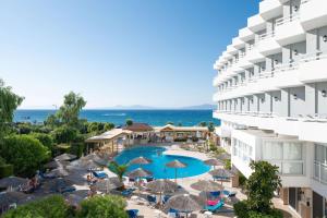 Bazén v ubytování Lito Hotel nebo v jeho okolí