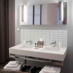 Bagno di Hôtel Quatorze