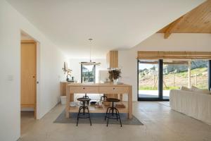 Kuchyň nebo kuchyňský kout v ubytování itacahomes casa NORO + 21 fotografií