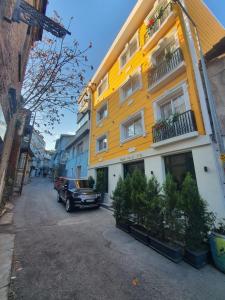 Το κτήριο όπου στεγάζεται  το ξενοδοχείο