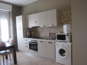A kitchen or kitchenette at Il Rifugio dei Briganti