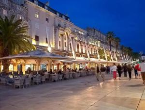 Clients de Mihaela Split centre