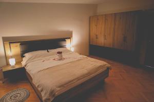 Tempat tidur dalam kamar di Kuća Dika