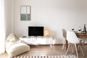 TV a/nebo společenská místnost v ubytování Baleal Beachfront