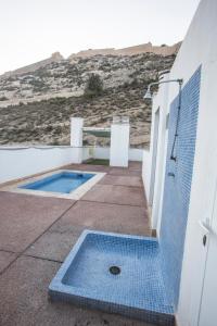 Piscina en o cerca de UNIQUE APT. W/POOL- ACROSS THE BEACH-WIFI-A/C