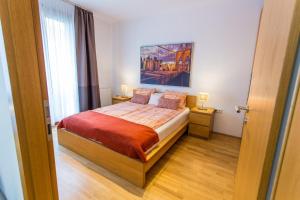 Colours Apartments Deluxe with FREE Parking 1075 Budapest, 9 Kazinczy utca kép - 2