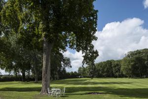 Afbeelding uit fotogalerij van Château de Planchevienne in Magny-Cours