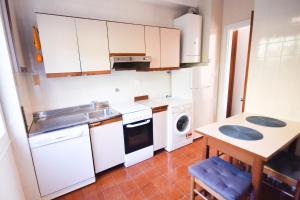 Majoituspaikan Relax Apartment 5 by Wonderful Italy keittiö tai keittotila