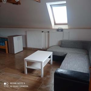 Χώρος καθιστικού στο Apartmán Chroustkov