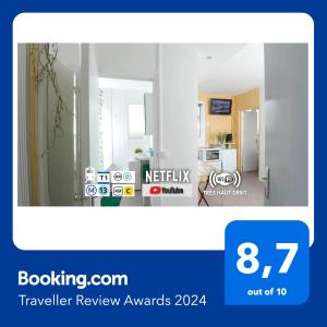 a flyer for a hotel room with a view of a bedroom at STUDIO Cosy et fonctionnel, proche de Paris in Villeneuve-la-Garenne