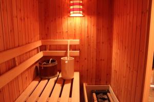 Photo de la galerie de l'établissement Chalet Privé avec vue imprenable sur les alpes, à Crans-Montana