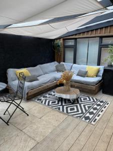 Fotografie z fotogalerie ubytování El Nido - Cosy cabin in Southbourne, 5 mins from beach v destinaci Iford + 8 fotografií