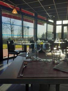 Restaurace v ubytování Fasthotel Montmarault