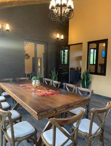Fotografie z fotogalerie ubytování Cabaña No.2 Puerta del Bosque Mazamitla. v destinaci Mazamitla + 8 fotografií