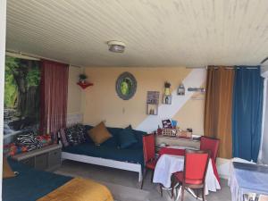Posezení v ubytování B&B Chambre Chante Cristal