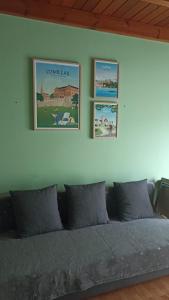 A seating area at Apartamentos Guadalupe